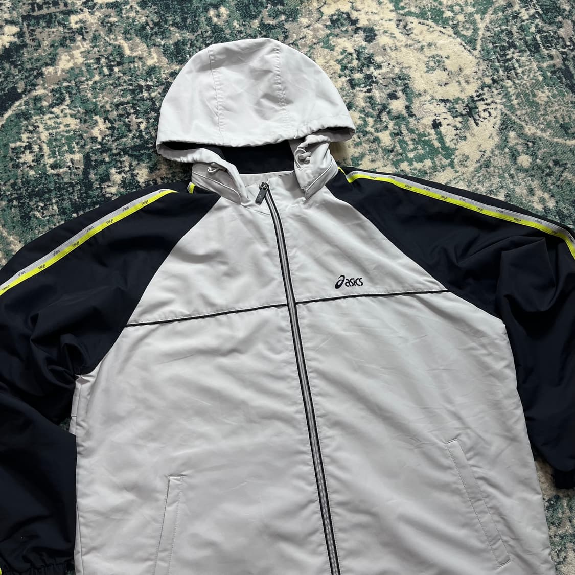 Asics 아식스 올드스쿨 사이드 로고 트레이닝 바람막이 자켓(105) 상품이미지3