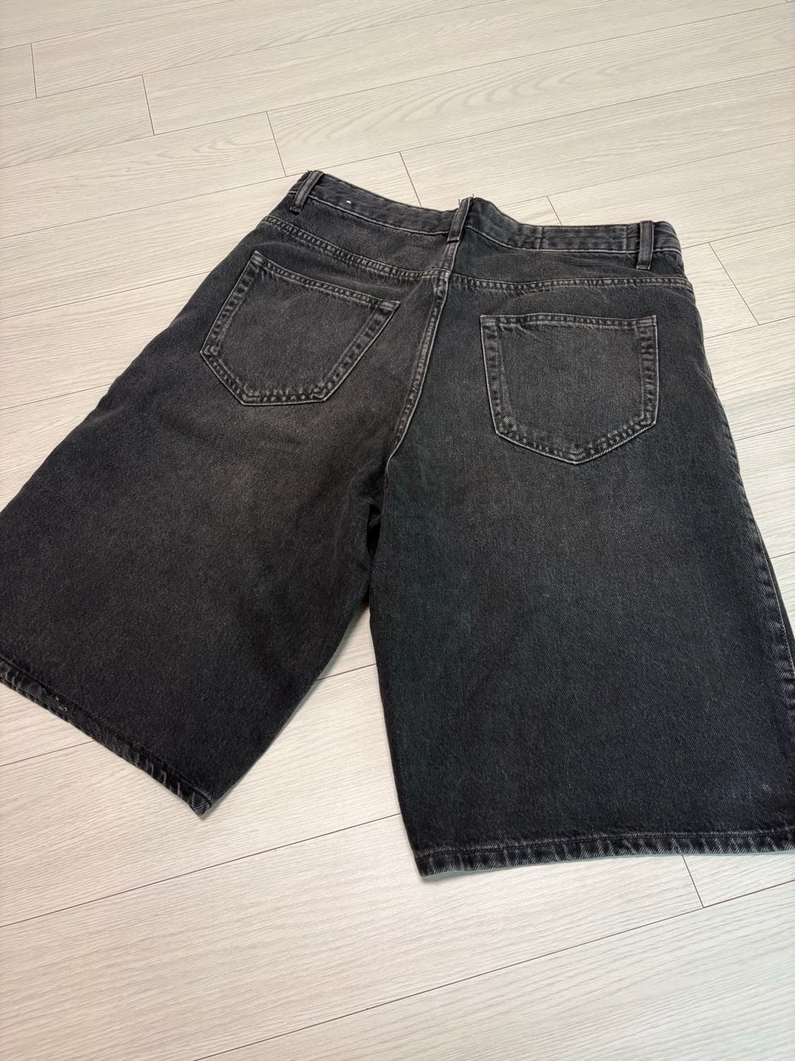 Zara 배기 죠츠 흑청 데님 쇼츠 32인치 상품이미지3