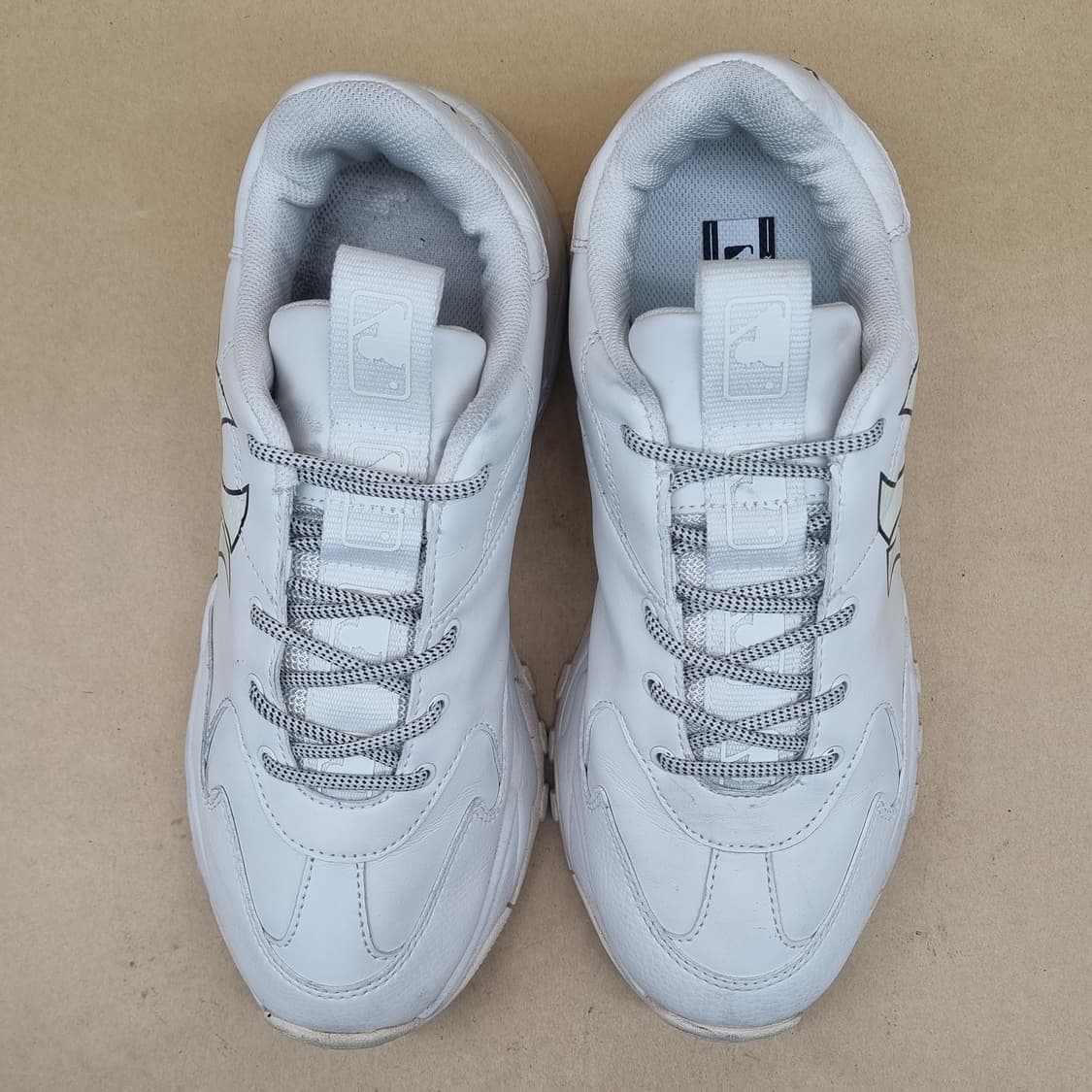 MLB 빅볼청키 뉴욕양키스 남성운동화270 상품이미지2