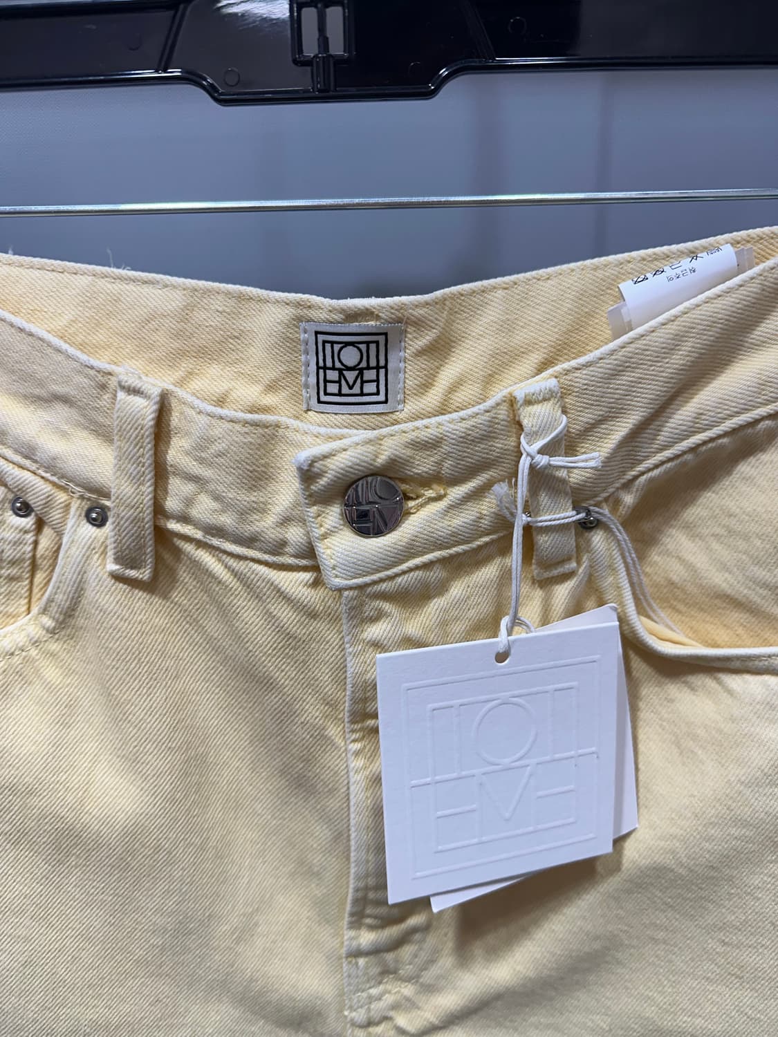 (정품/새상품) 토템 여성 옐로우 미드라이즈 데이퍼드 데님 팬츠 상품이미지2