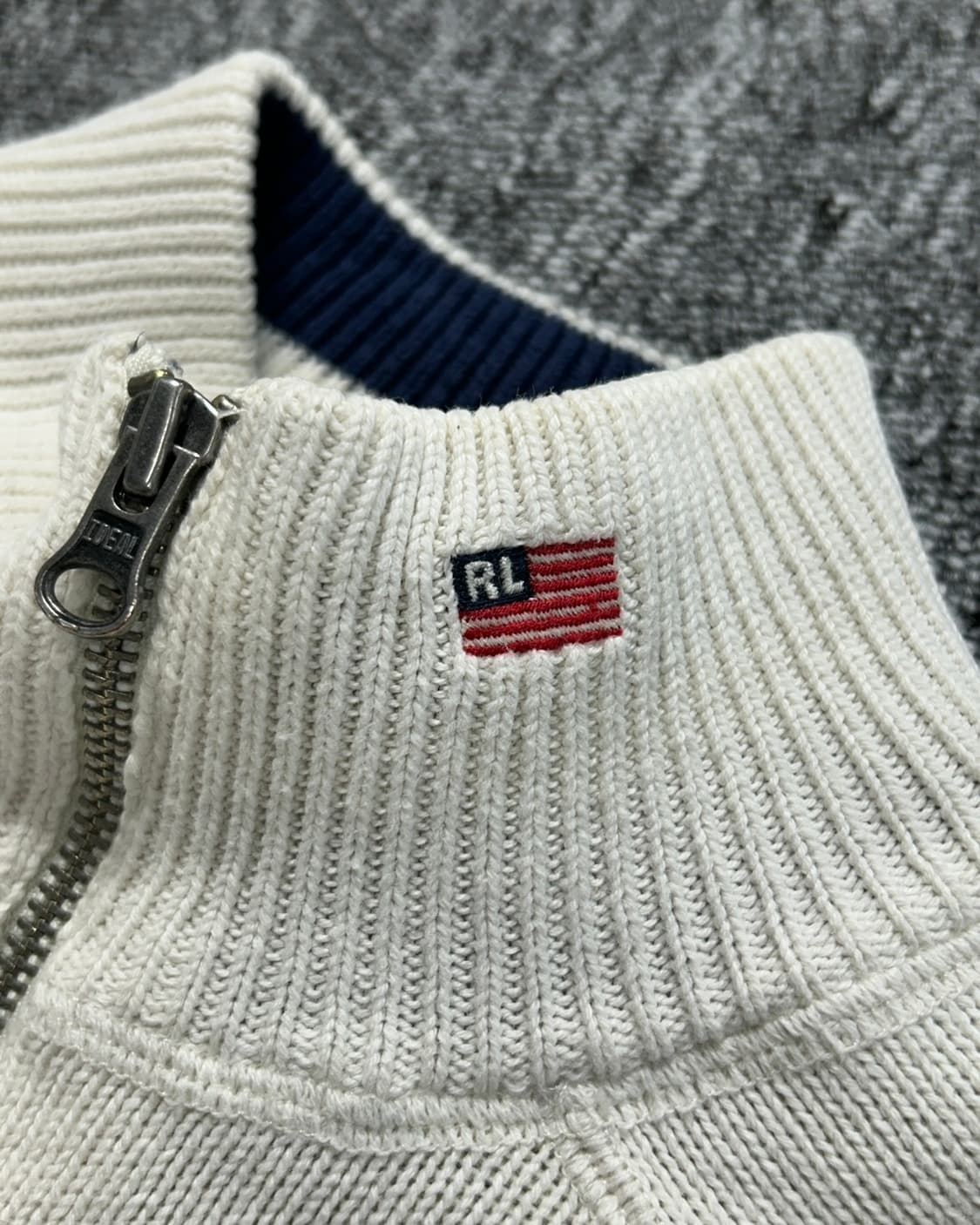 폴로 랄프로렌 진스 넥 로고 니트 집업 상품이미지4