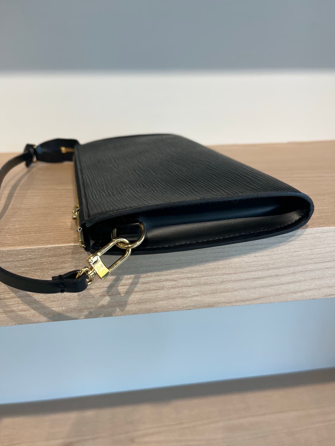 루이비통 에삐 포쉐트 악세수아 상품이미지9