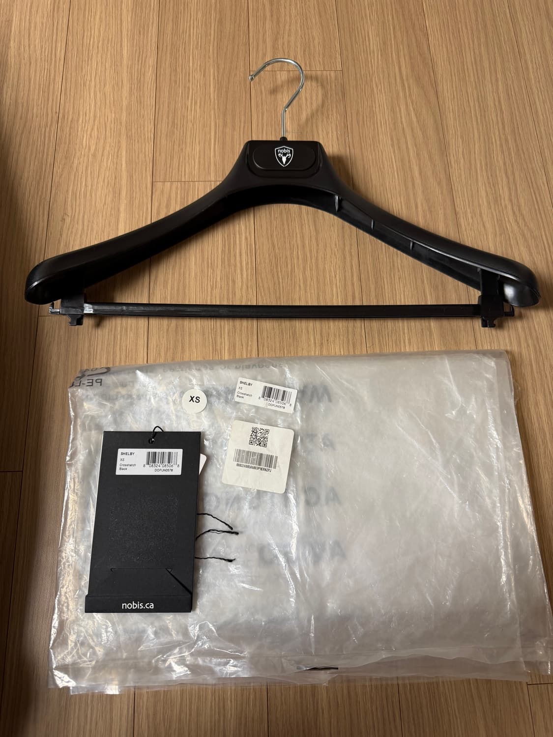 노비스 쉘비 블랙 XS 사이즈 판매합니다. 상품이미지8
