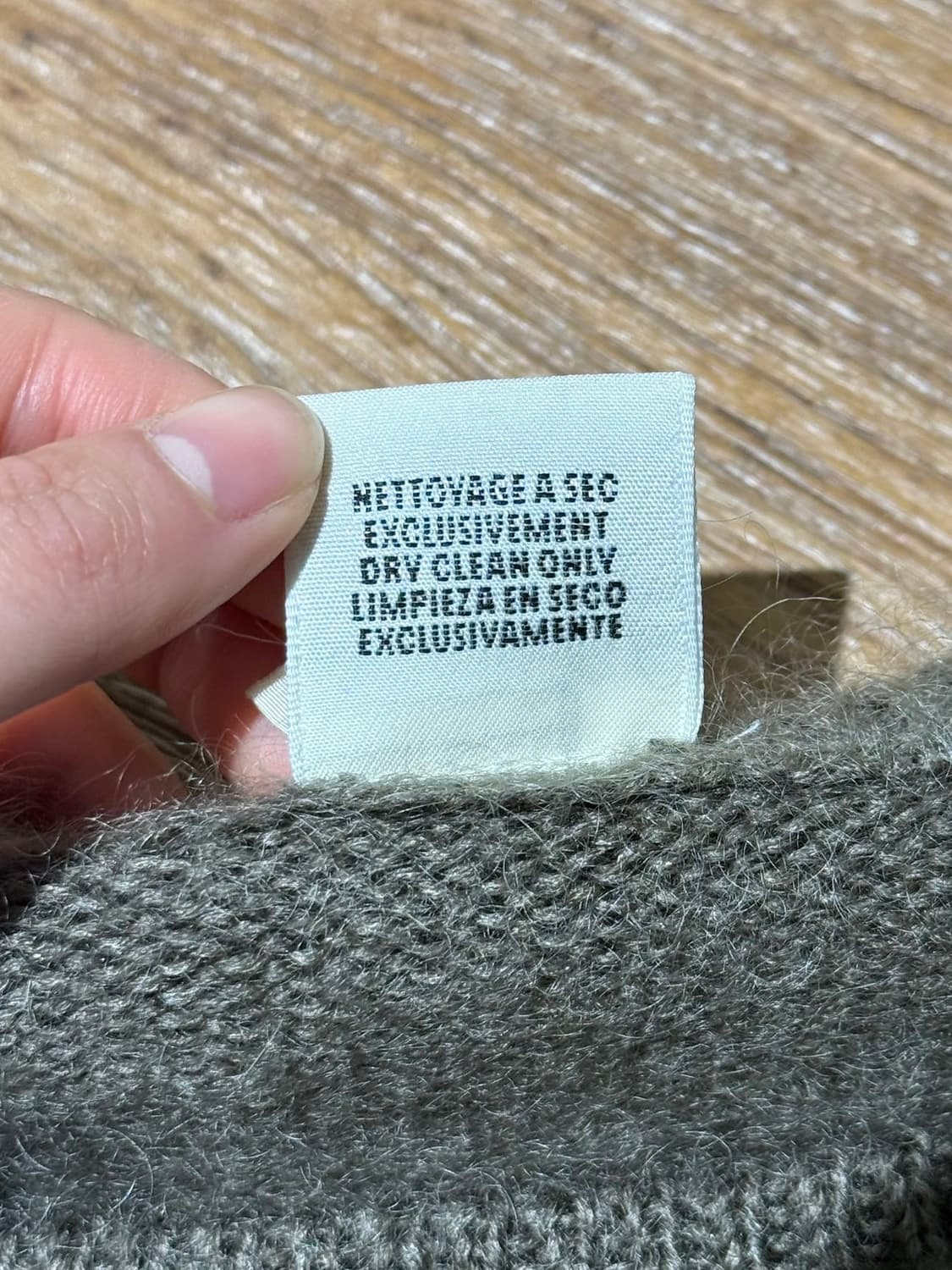 에르메스 올리브 실크 모헤어 라나울 하프 니트 상품이미지9