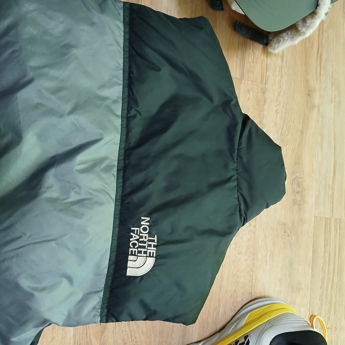 TNF 노스페이스 구스 조끼 패딩 베스트 자켓 그레이 차콜 상품이미지5