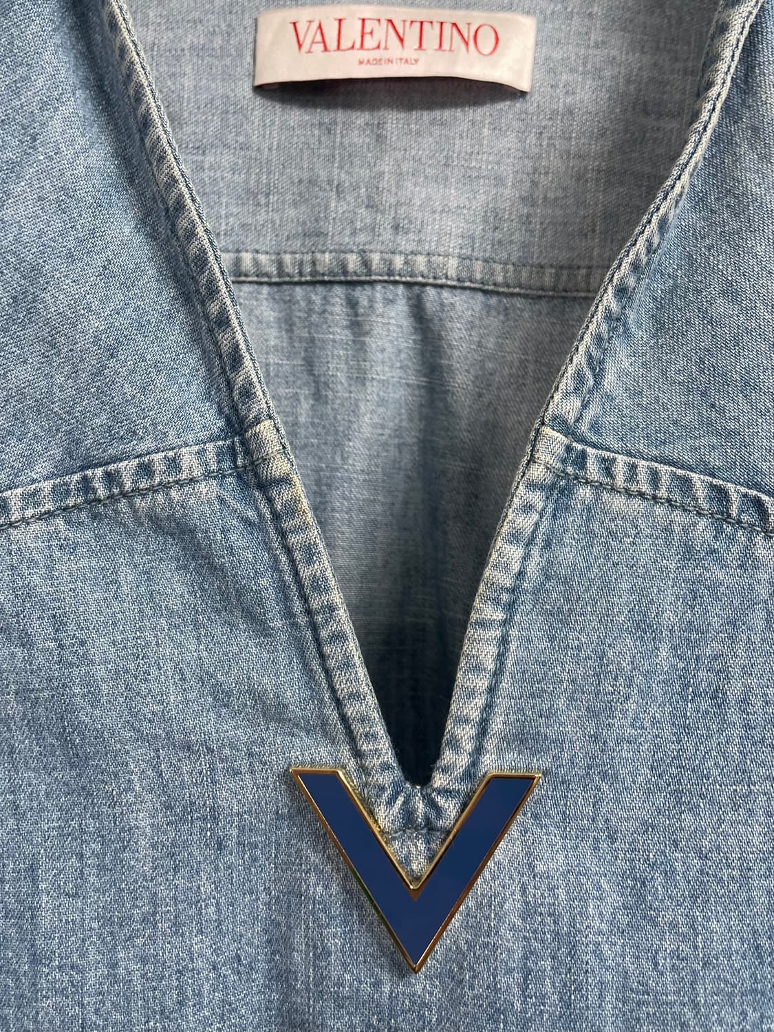 발렌티노 우먼스 v로고 샴브레이 블라우스 (on.620)   상품이미지6