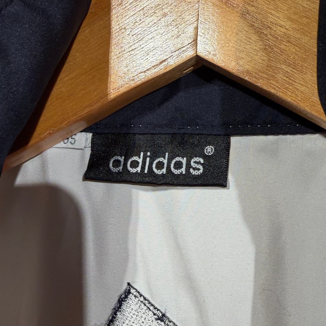 아디다스 80s 올드스쿨 반팔 바람막이 L 상품이미지4