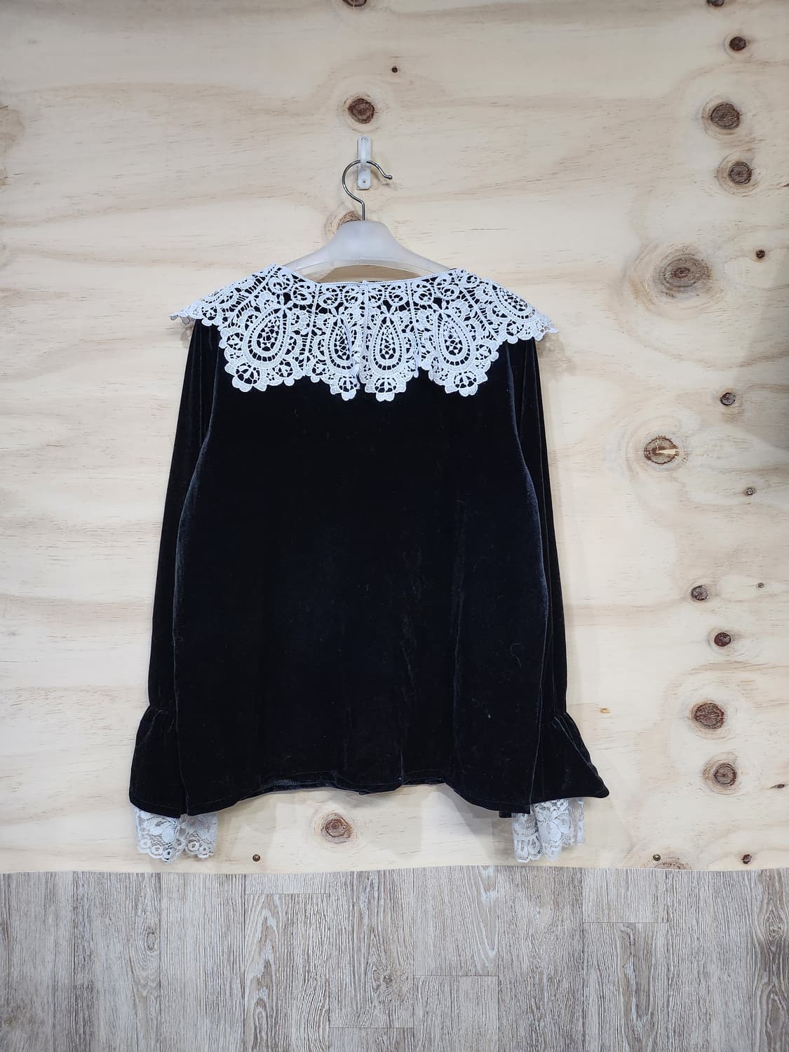 673) 레이스 포인트 벨벳 블라우스 상품이미지2