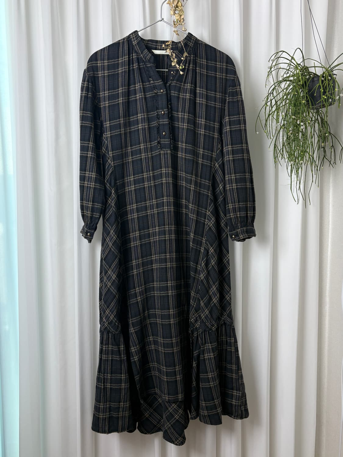 숲속의 잋기 체크 롱 원피스 상품이미지1