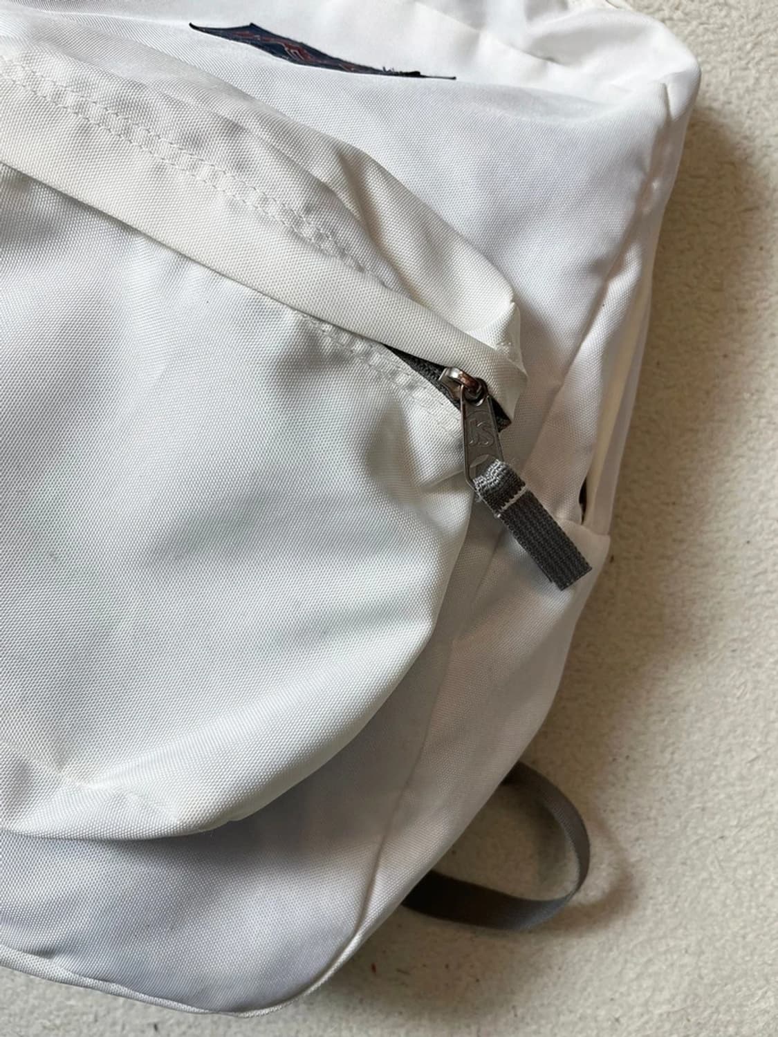 잔스포츠 17AW 슈퍼브레이크 화이트 백팩 Q1251 상품이미지3