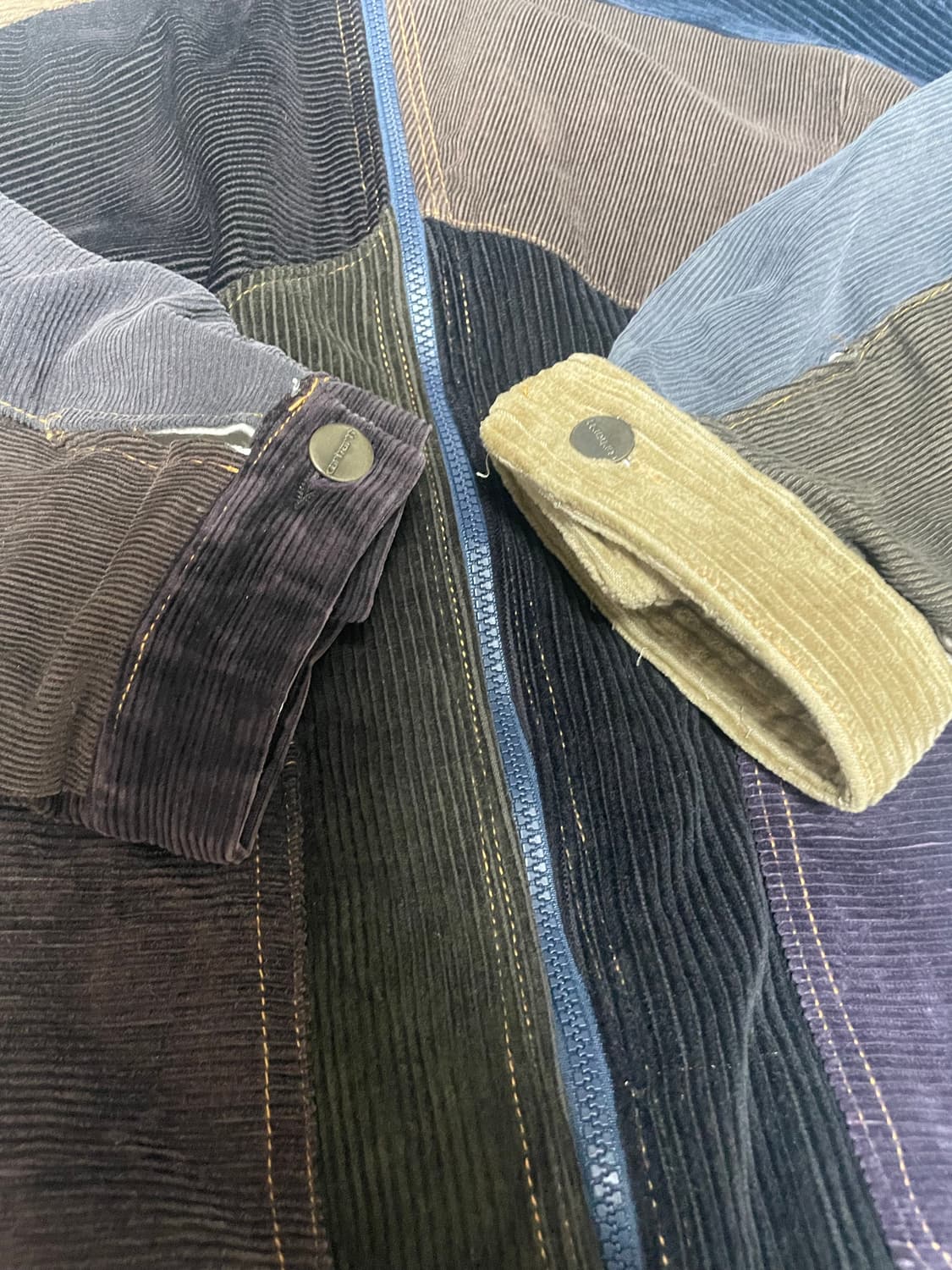 Carhartt 코듀로이 리메이크 자켓 상품이미지3
