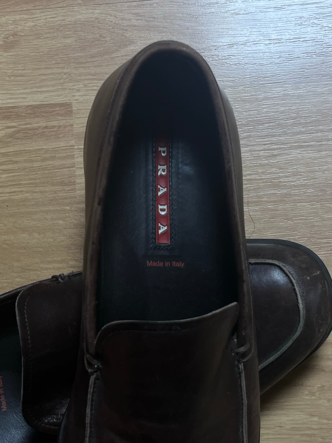 프라다 00s 다크 브라운 로퍼 상품이미지6