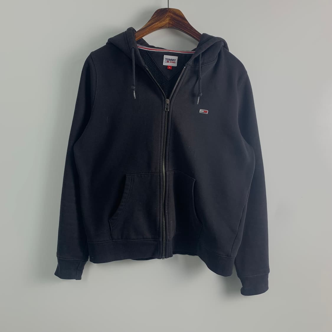 타미힐피거 자수로고 블랙 후드집업 상품이미지2