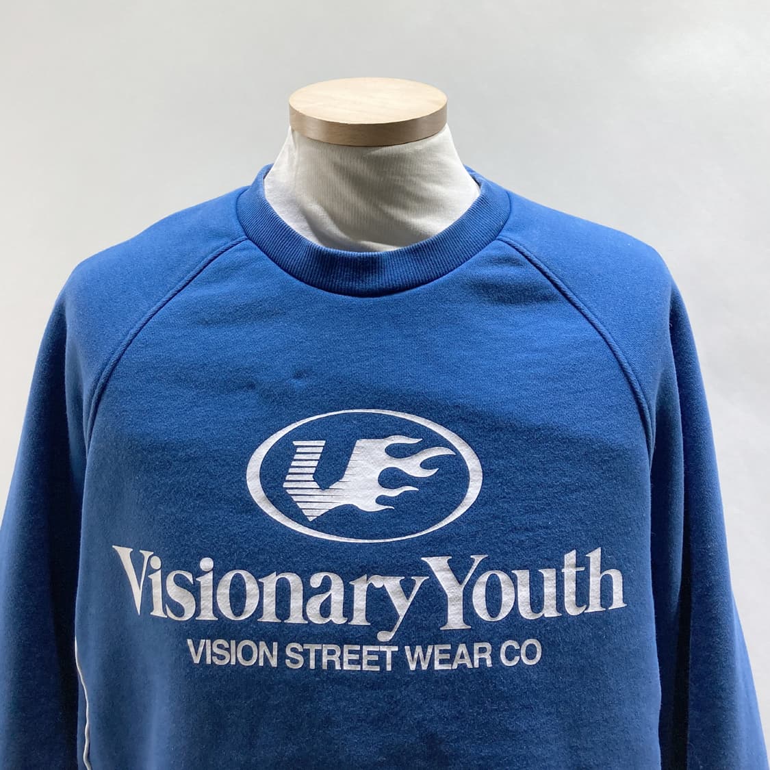비전스트릿웨어 공용 맨투맨티셔츠 블루 M  상품이미지2