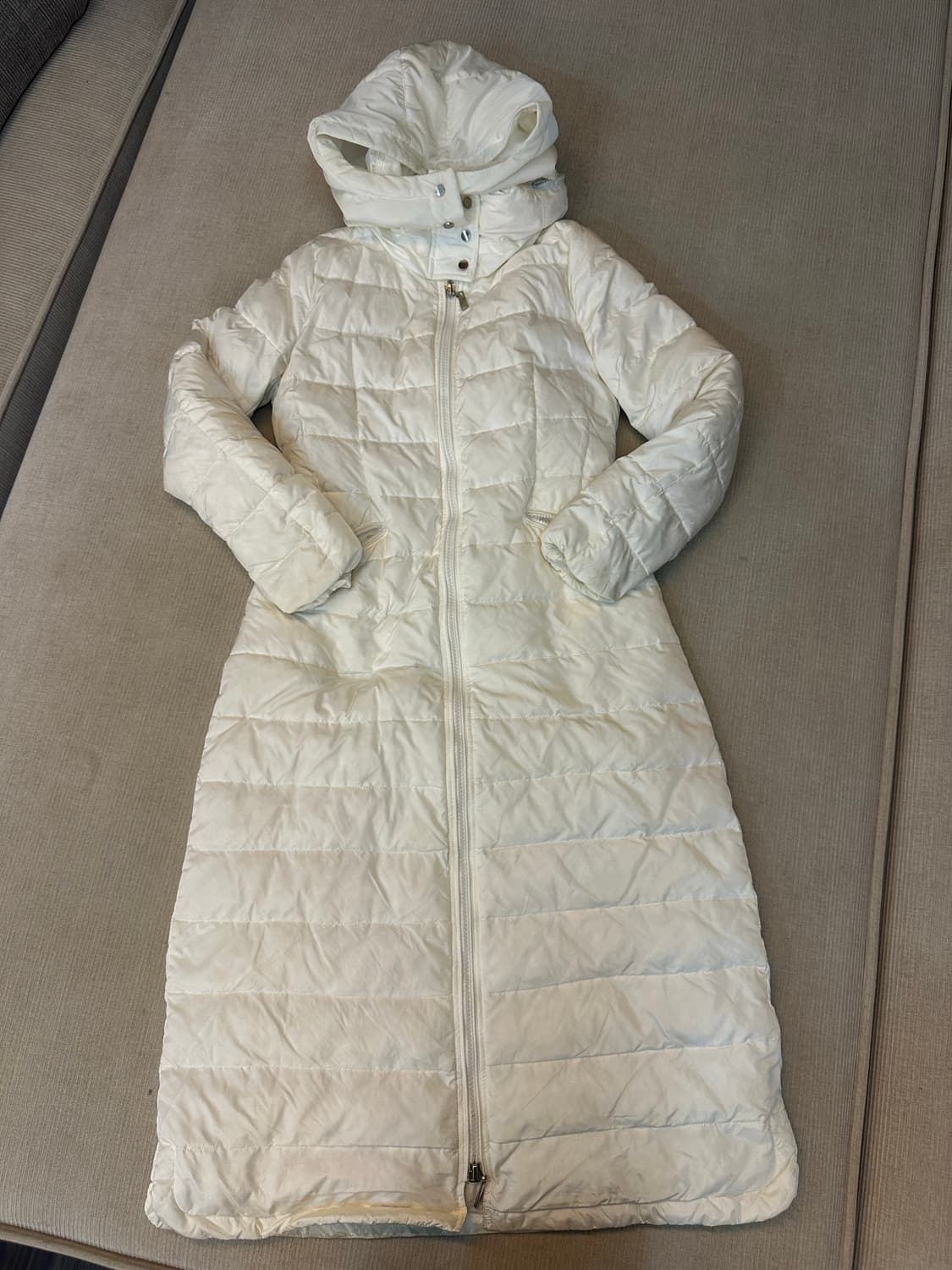 난닝구 화이트 롱패딩 S 상품이미지3