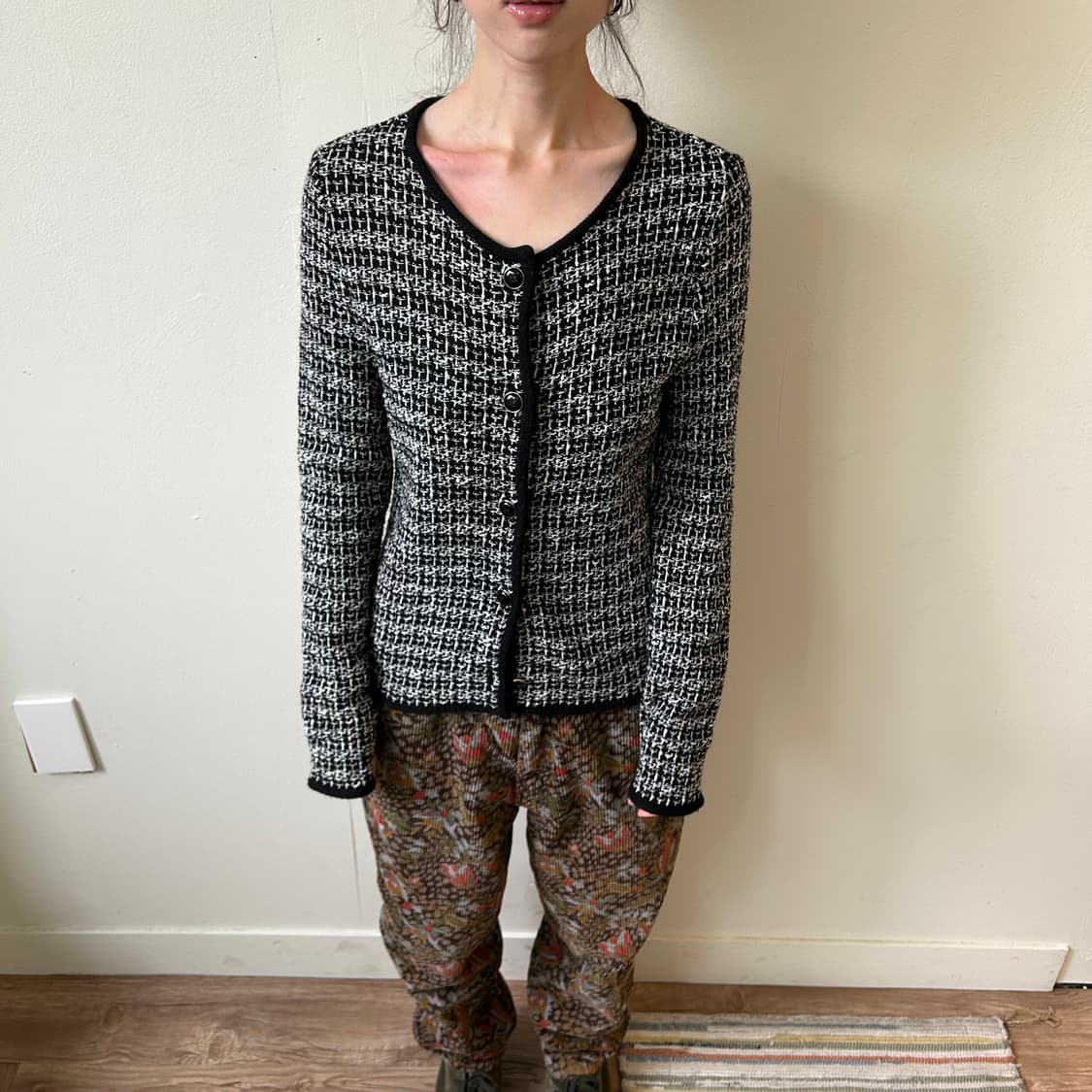 꾸레쥬 블랙 트위드 가디건 상품이미지1