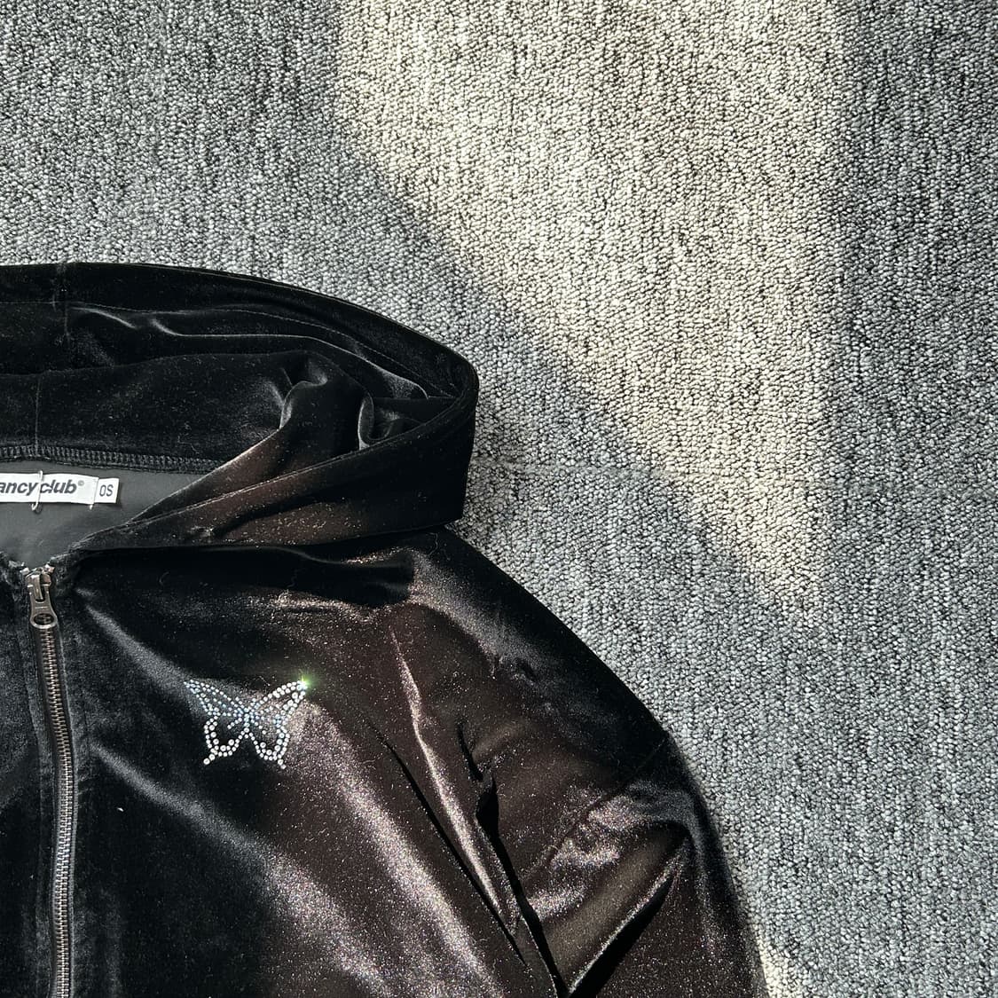 팬시클럽 벨벳 비즈 크롭 후드집업 상품이미지2