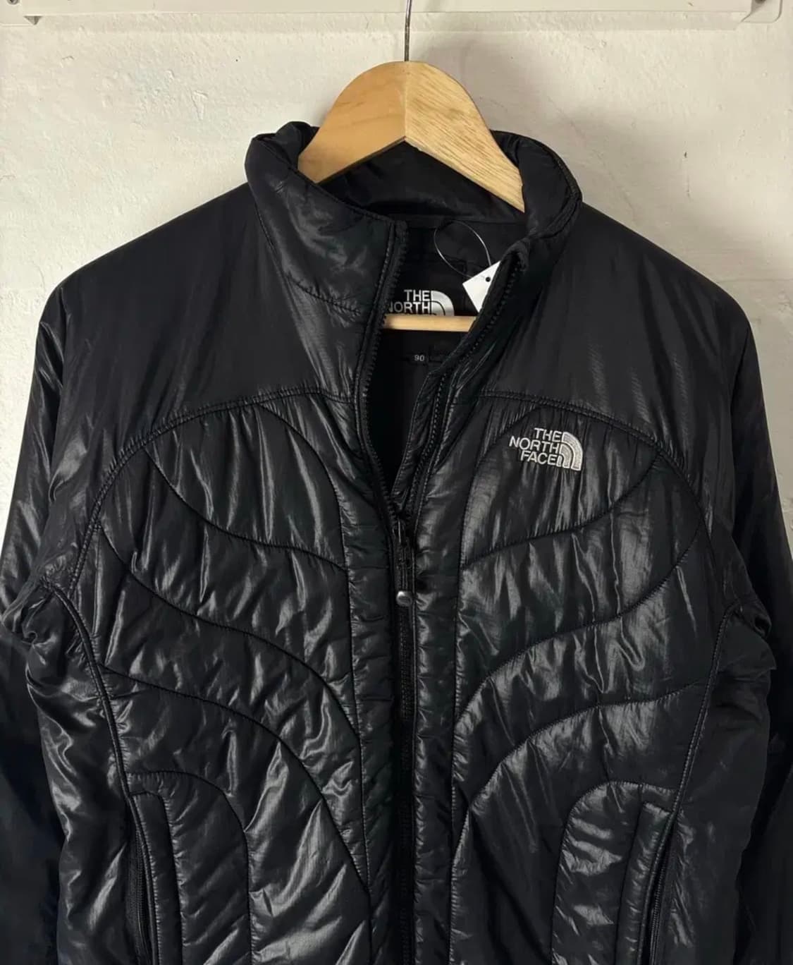 노스페이스 경량패딩 상품이미지1