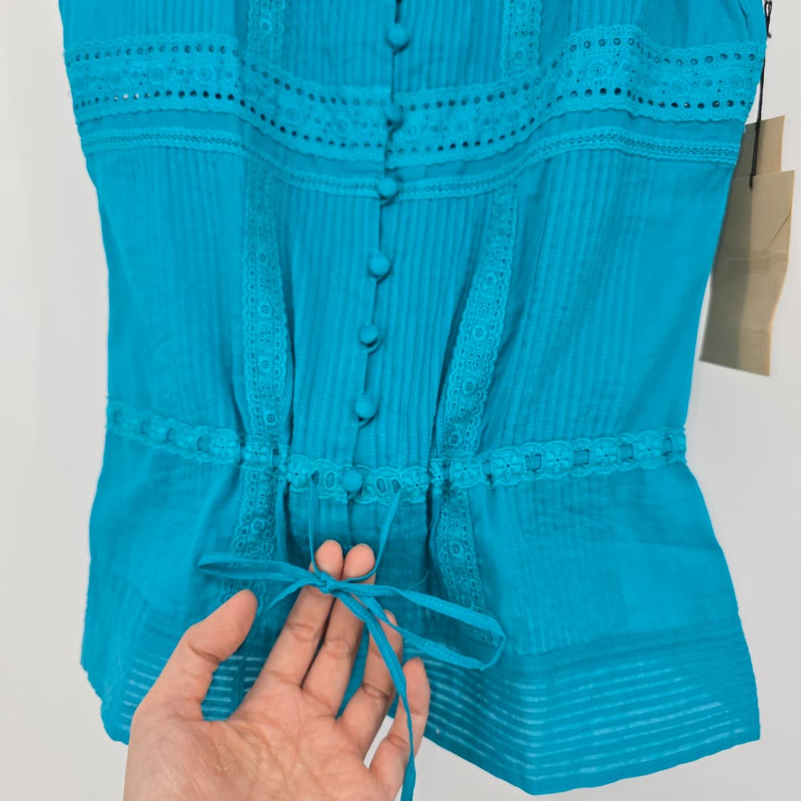 (COMME ÇA DU MODE) 레이스 디테일 슬리브리스 블라우스 상품이미지5