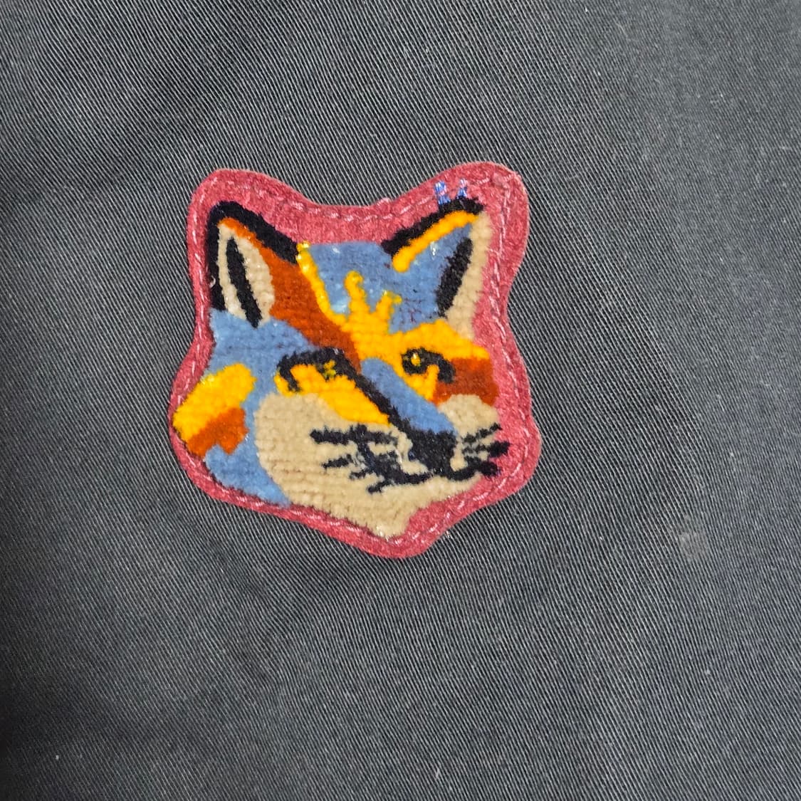 메종키츠네x홀루바 롱패딩 네이비(S사이즈) 상품이미지3