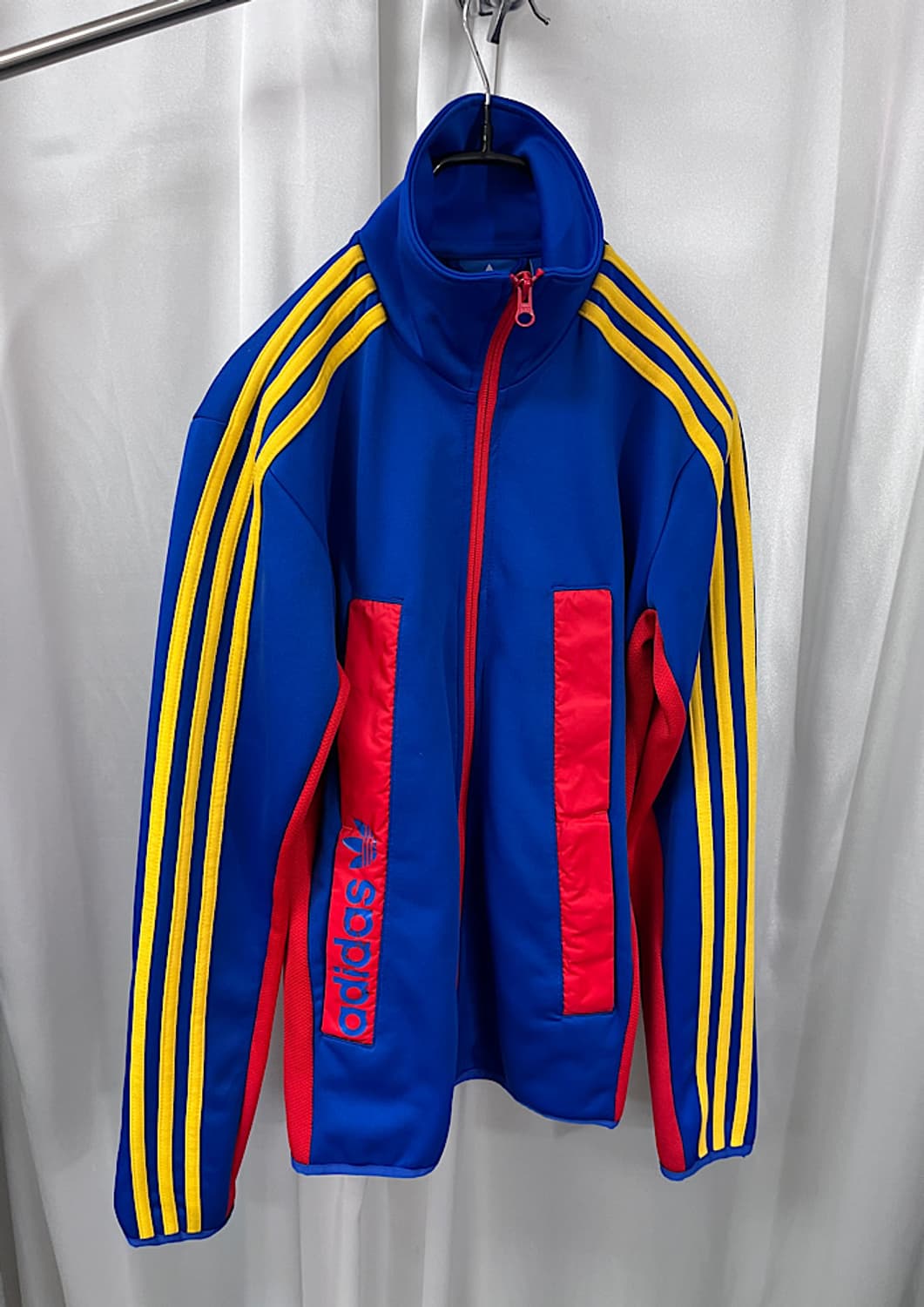 adidas  상품이미지1