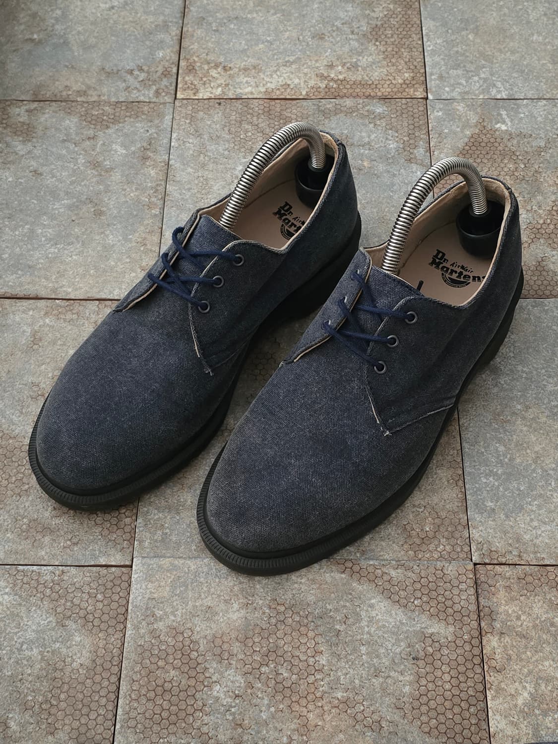 (270)닥터마틴 레스터 3홀 워시드 캔버스 상품이미지1