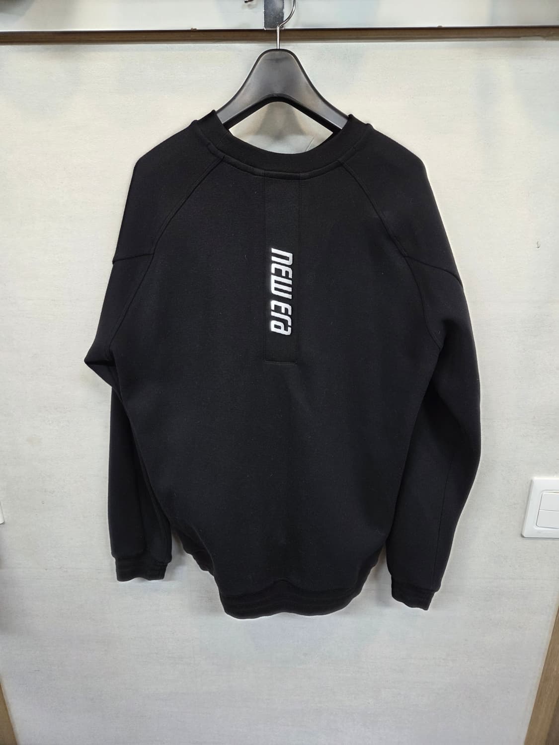 뉴에라 백로고 사이드포켓 스웻 맨투맨 95 상품이미지2