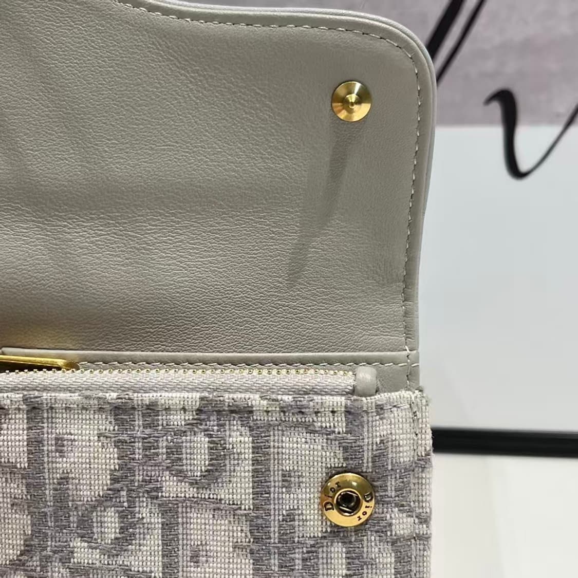 디올 새들 플랩 카드 홀더 그레이 디올 오블리크 자카드 상품이미지4