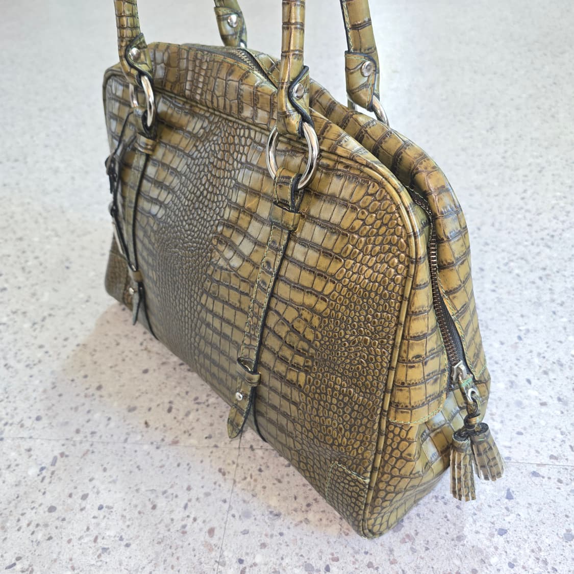 FINO LEATHERWEAR 크로커 엠보 레더 토트백 상품이미지5