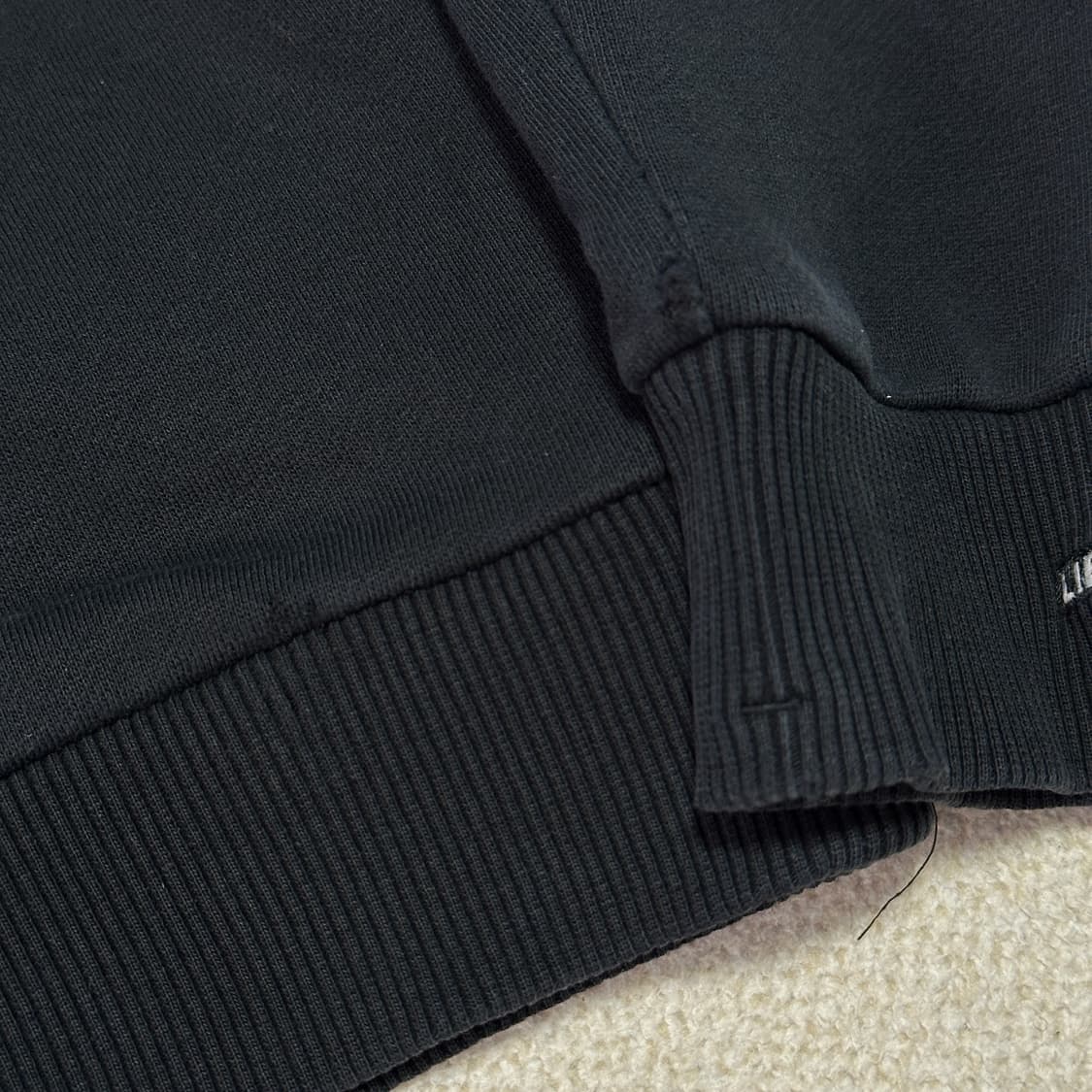 디스커버리 공용 박스 로고 후드티 상품이미지8