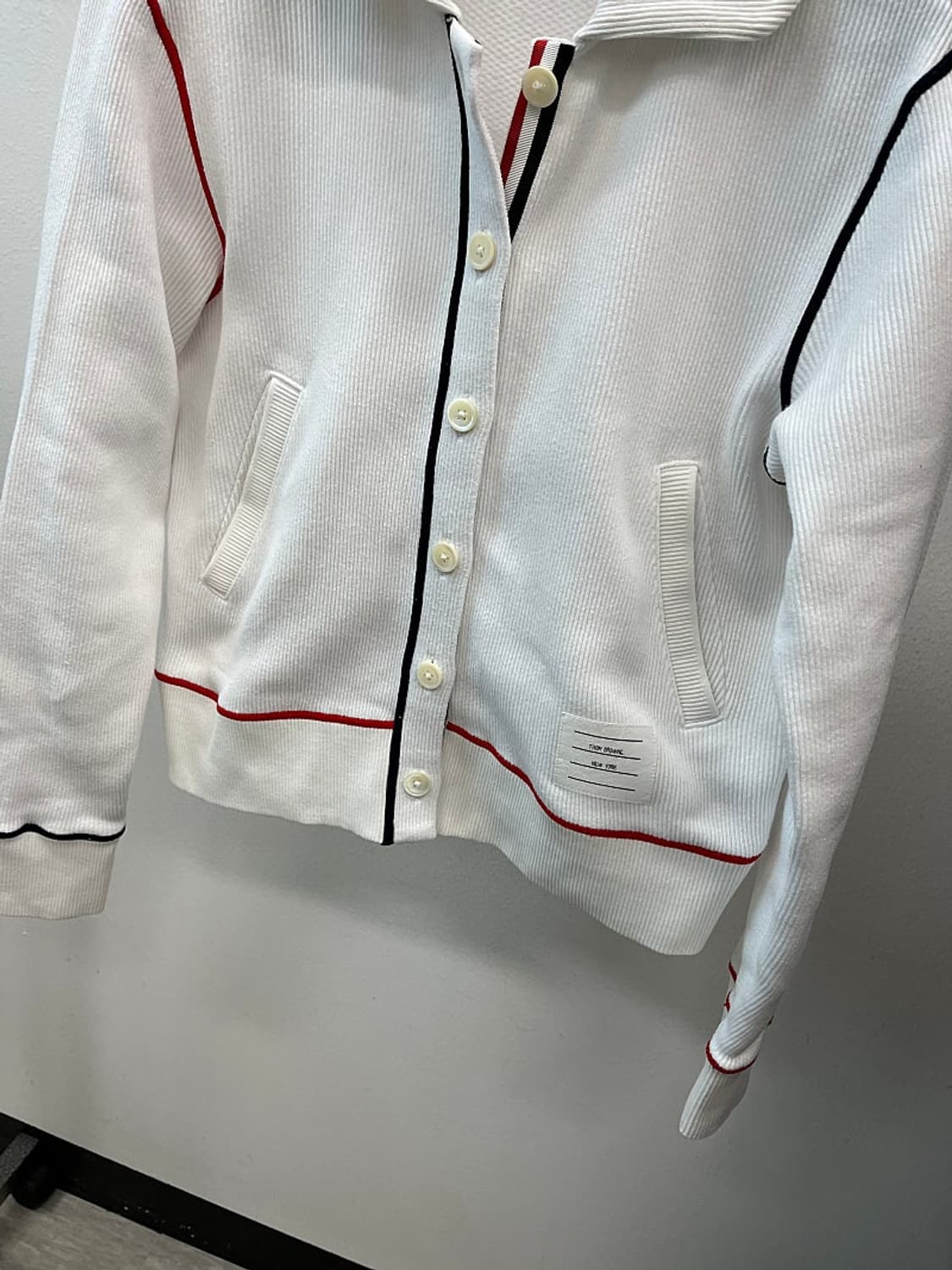 여) 톰브라운 콘트라스트 라운드카라 자켓  상품이미지3