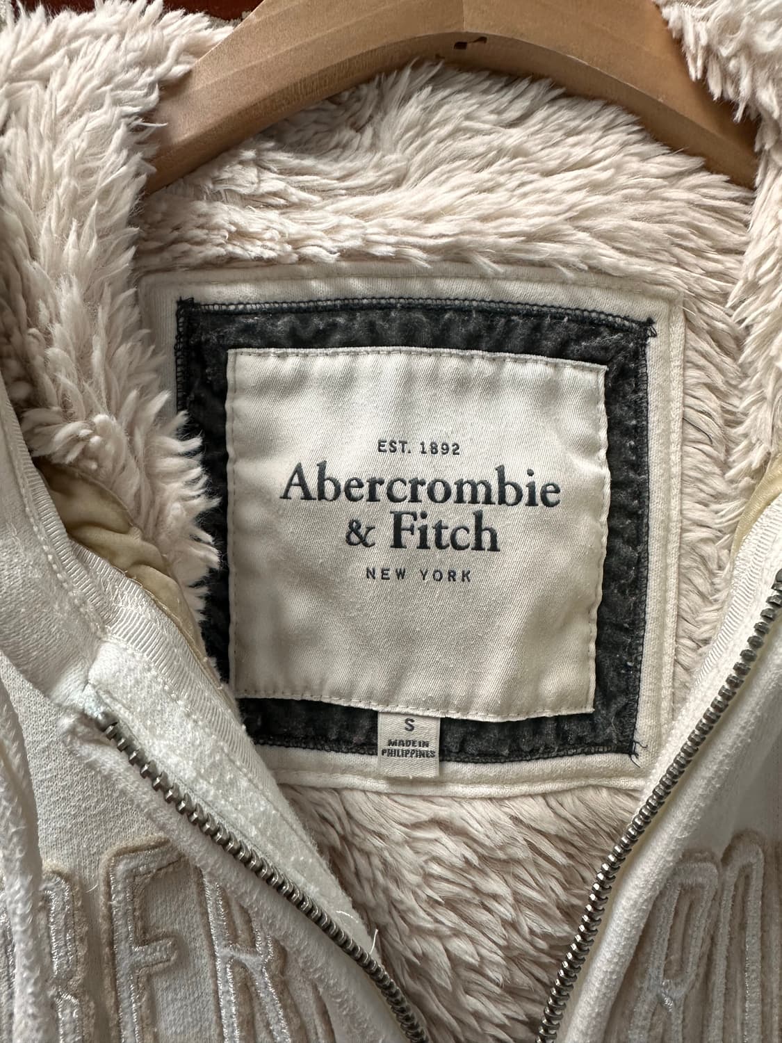 (S)아베크롬비 보아털 후드집업 아이보리 상품이미지3