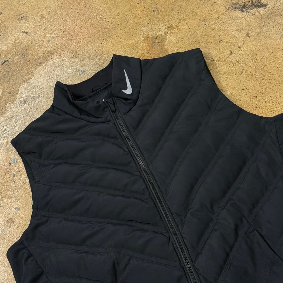 [정품/M] 나이키 블랙 패딩 조끼 b18 상품이미지1