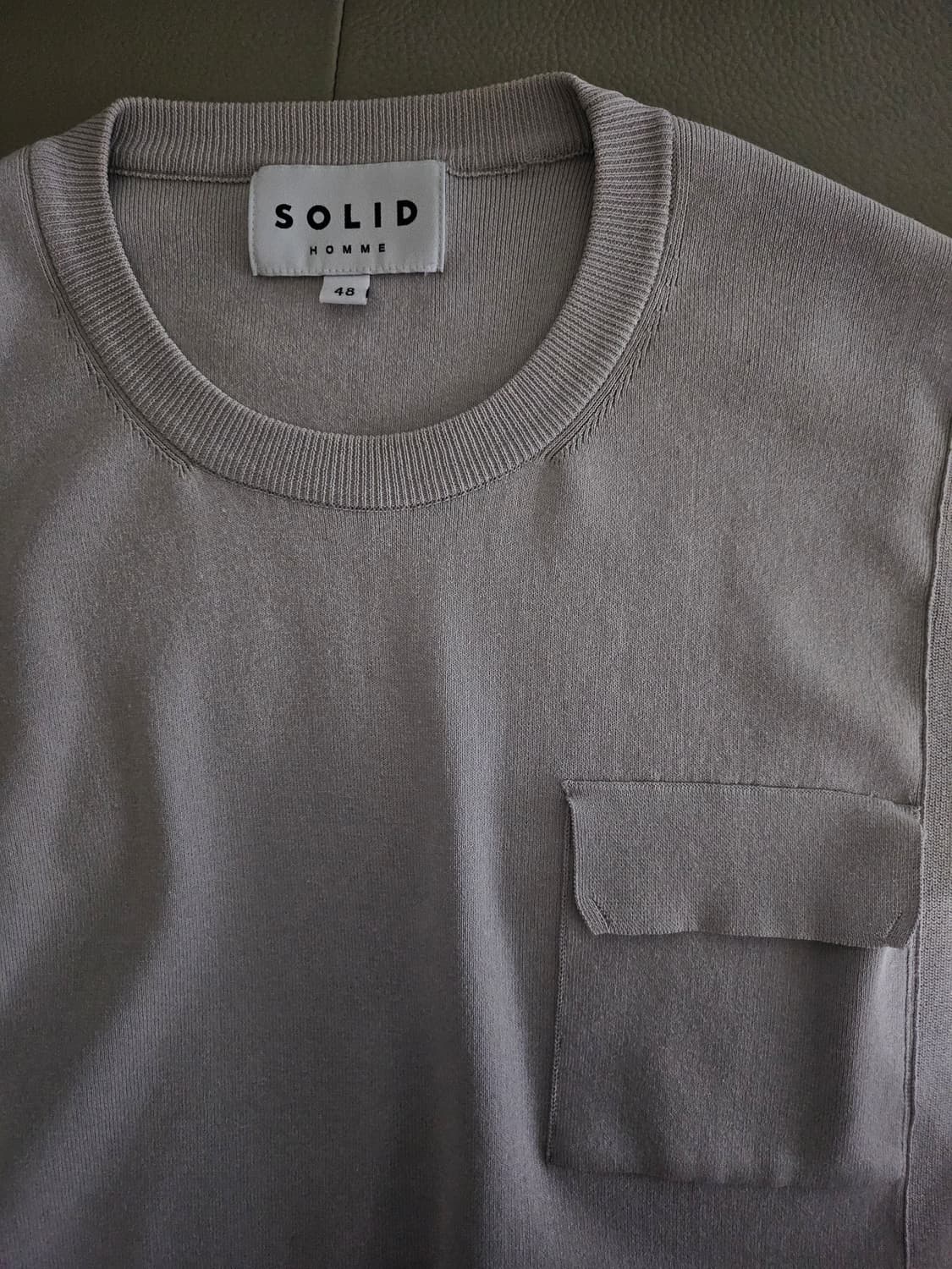[거의 새것] 솔리드옴므 니트 포켓 반팔 티셔츠 48 상품이미지3