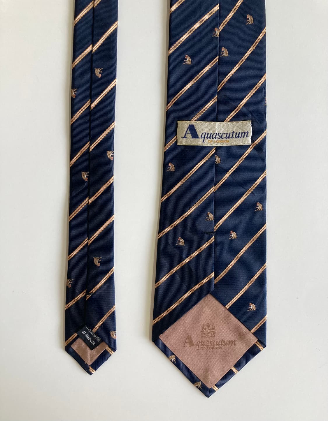 아쿠아스큐텀 넥타이 상품이미지2