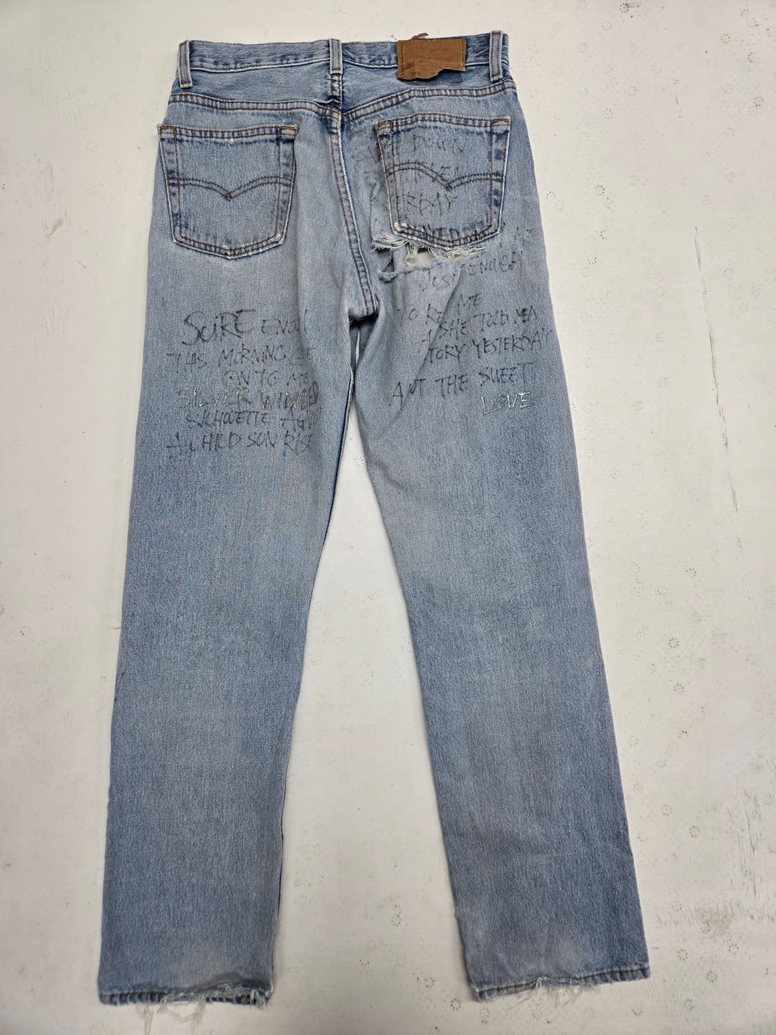 리바이스 데미지 빈티지 프린팅 커스텀 데님 팬츠 501 상품이미지2