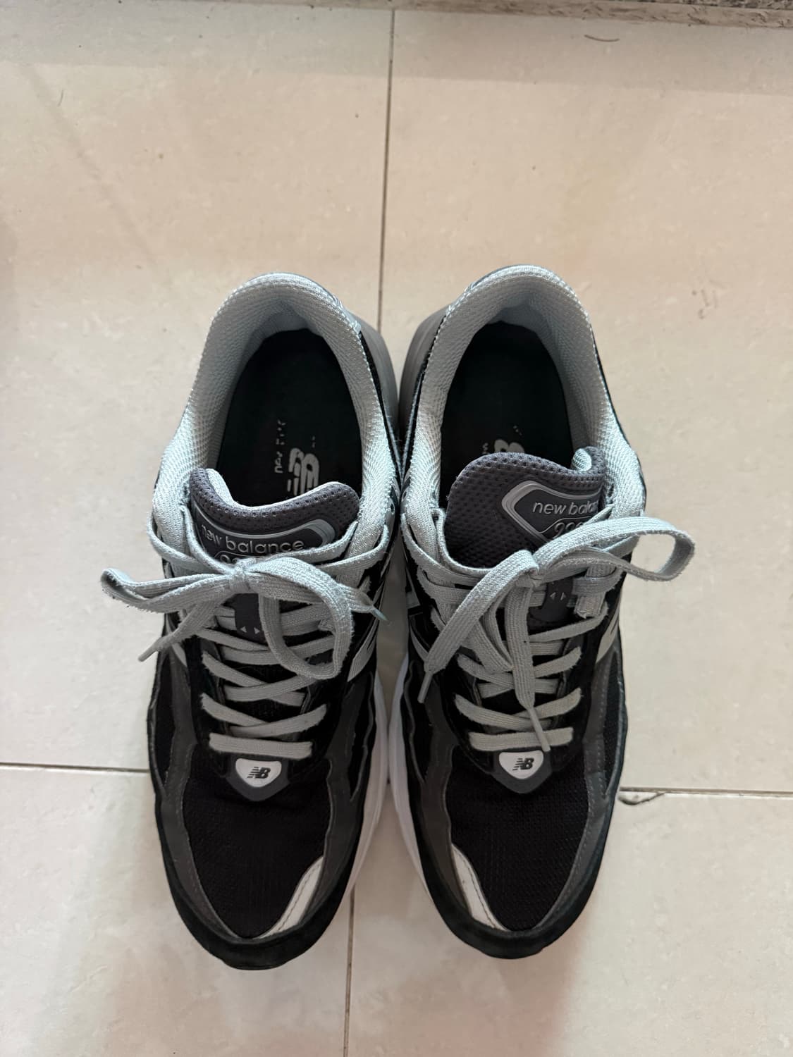 [275] 뉴발란스 990v6 블랙 운동화 신발 상품이미지2