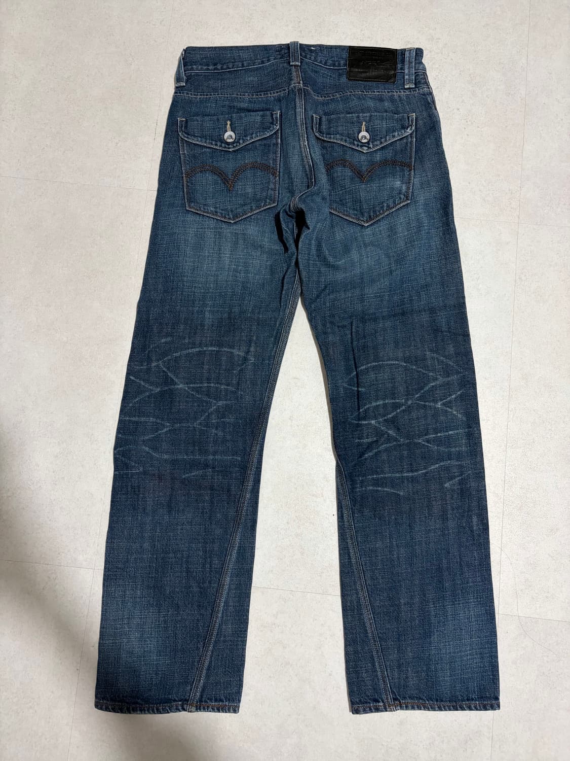 리바이스 올드스쿨 레더패치 오버 스트레이트진 32 상품이미지1