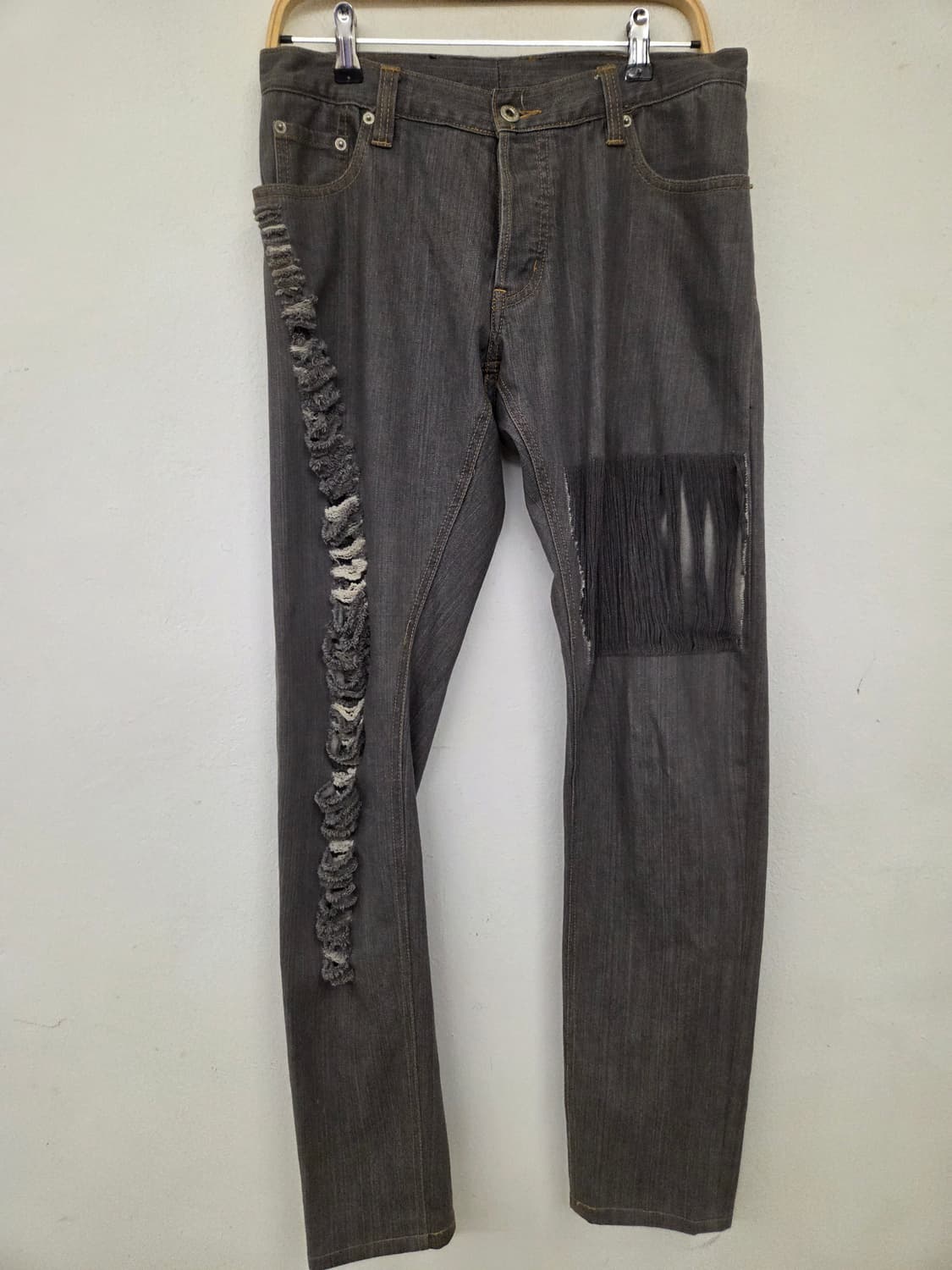 30 버버리 블랙라벨 더티 그레이진 상품이미지1