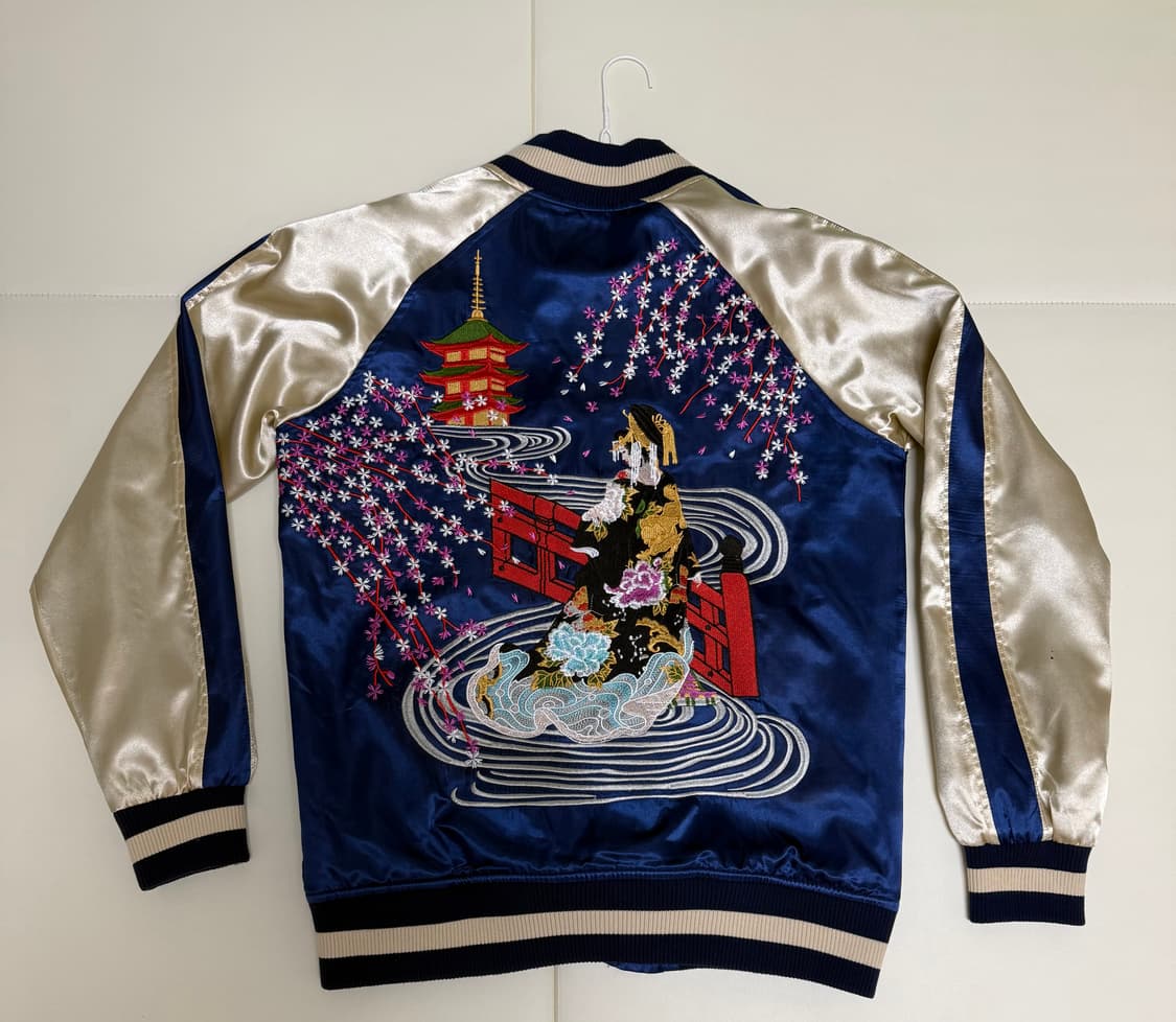 자수 스카잔 팝니다.  상품이미지1