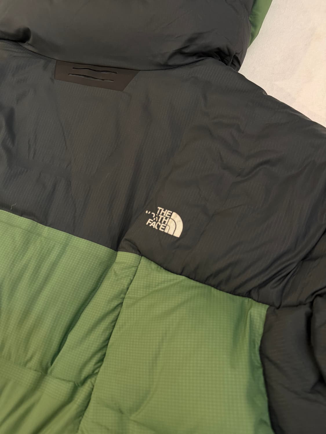 해외판) 노스페이스 히말라야 L6 구스다운 패딩 말차 그린 상품이미지4
