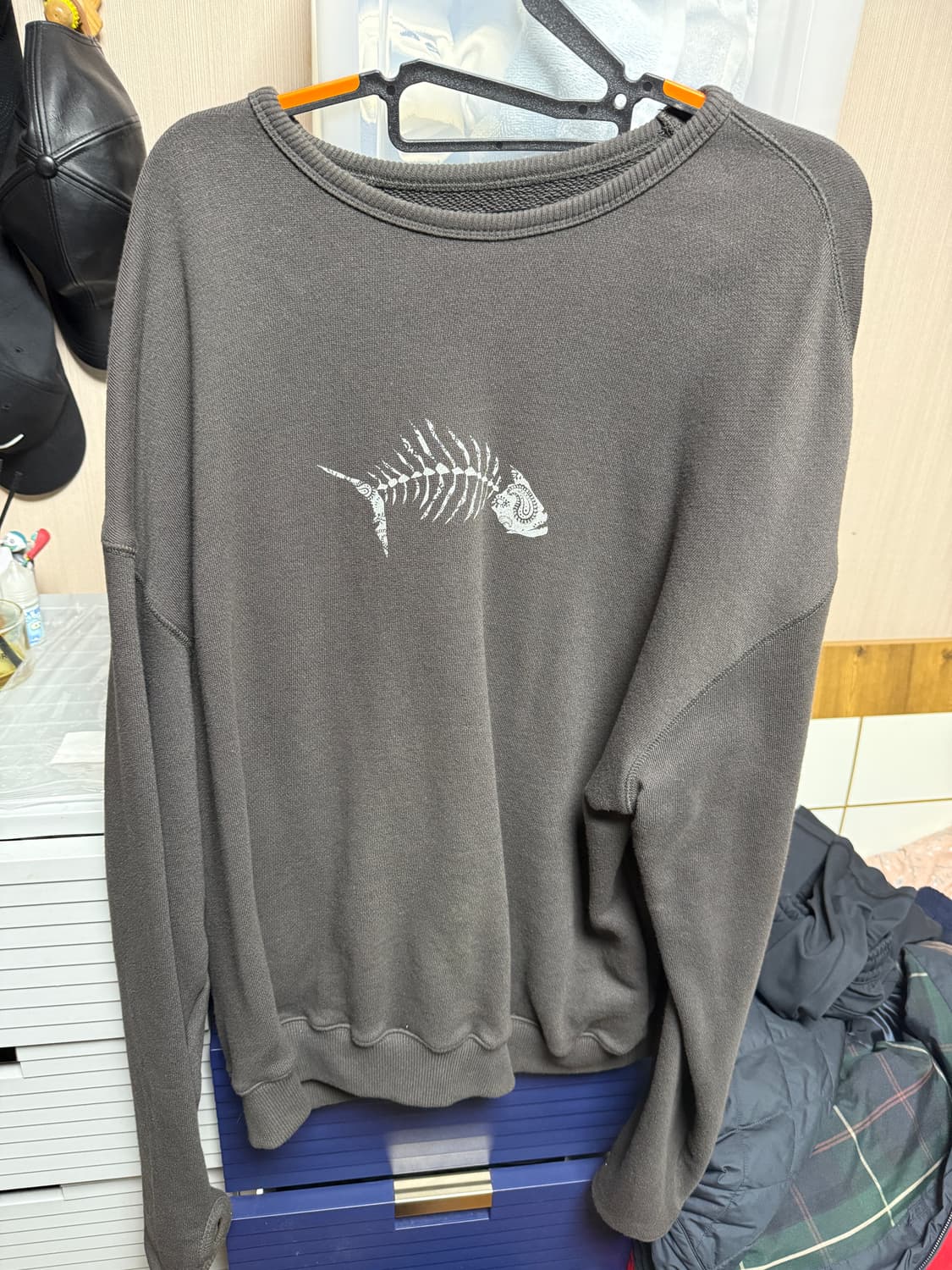 해칭룸 맨투맨 (4) 상품이미지1