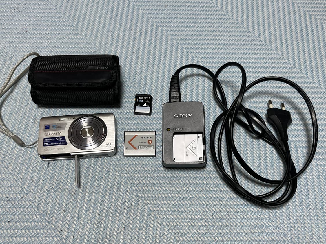 소니 사이버샷 디지털 카메라 상품이미지1