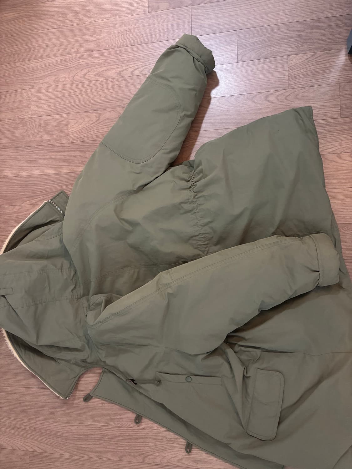 새상품급 브런치 품절 구스다운 야상패딩 양모후드 프리사이즈 상품이미지9