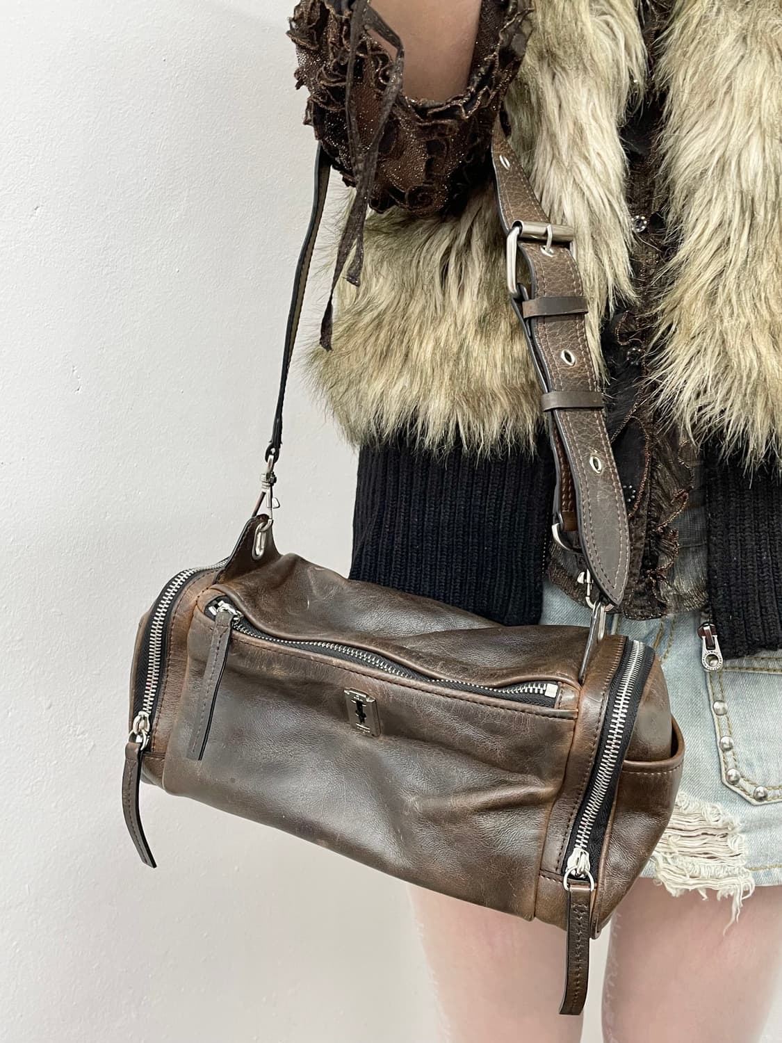 분크 퍼펙 멀티 포켓 숄더 스몰 브라운 상품이미지6