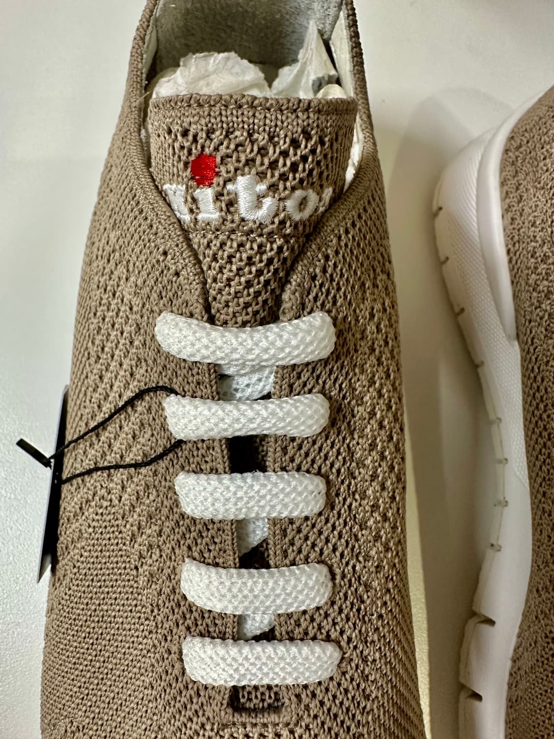 키톤 새상품 베이지 스니커즈 슈즈 상품이미지2