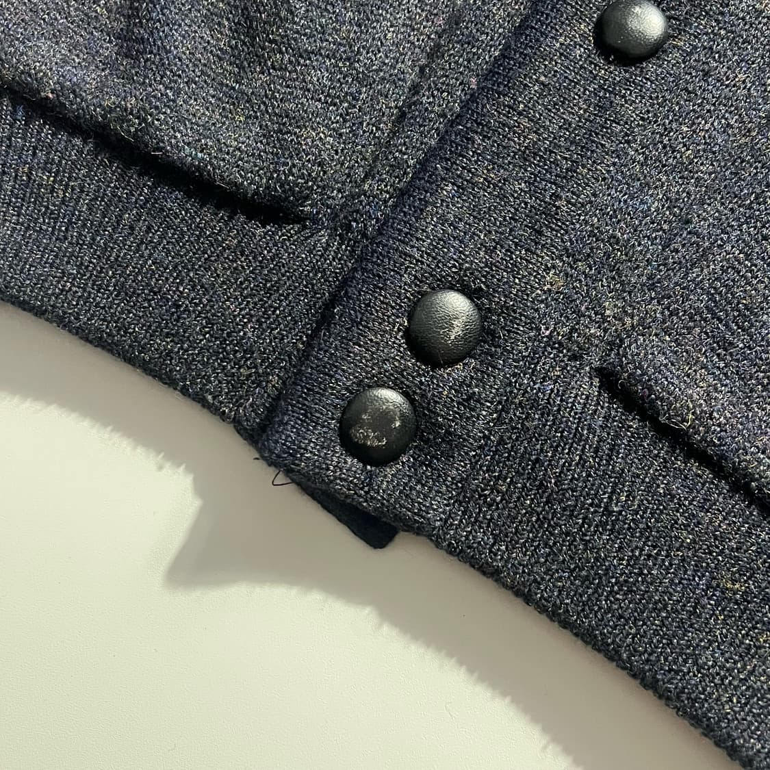 Vintage Leather Patch Cardigan 상품이미지3