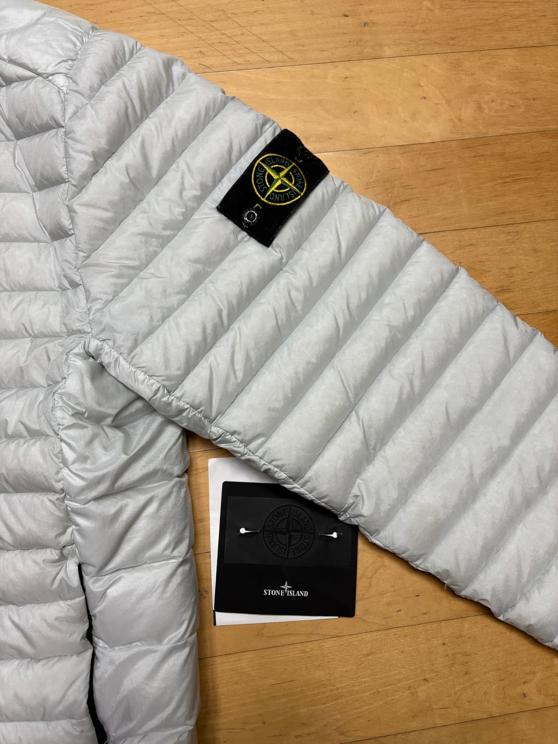 스톤아일랜드 룸 우븐 체임버스 R-나일론 경량패딩 XL 상품이미지3