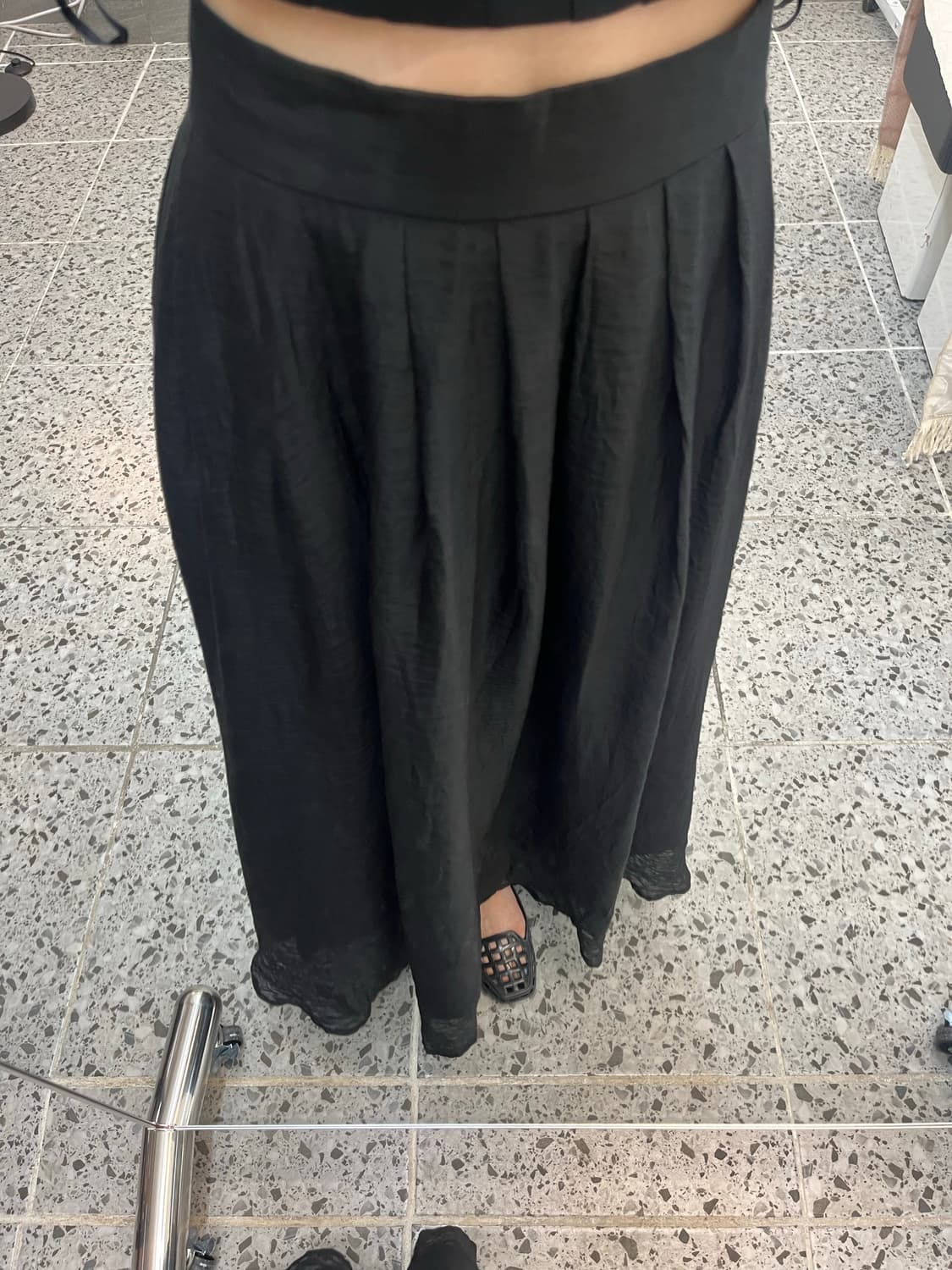 내추럴 블랙 롱 스커트 상품이미지2