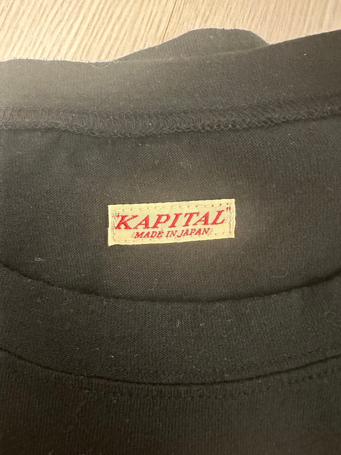캐피탈 20 크루 블랙 반팔 m 상품이미지3